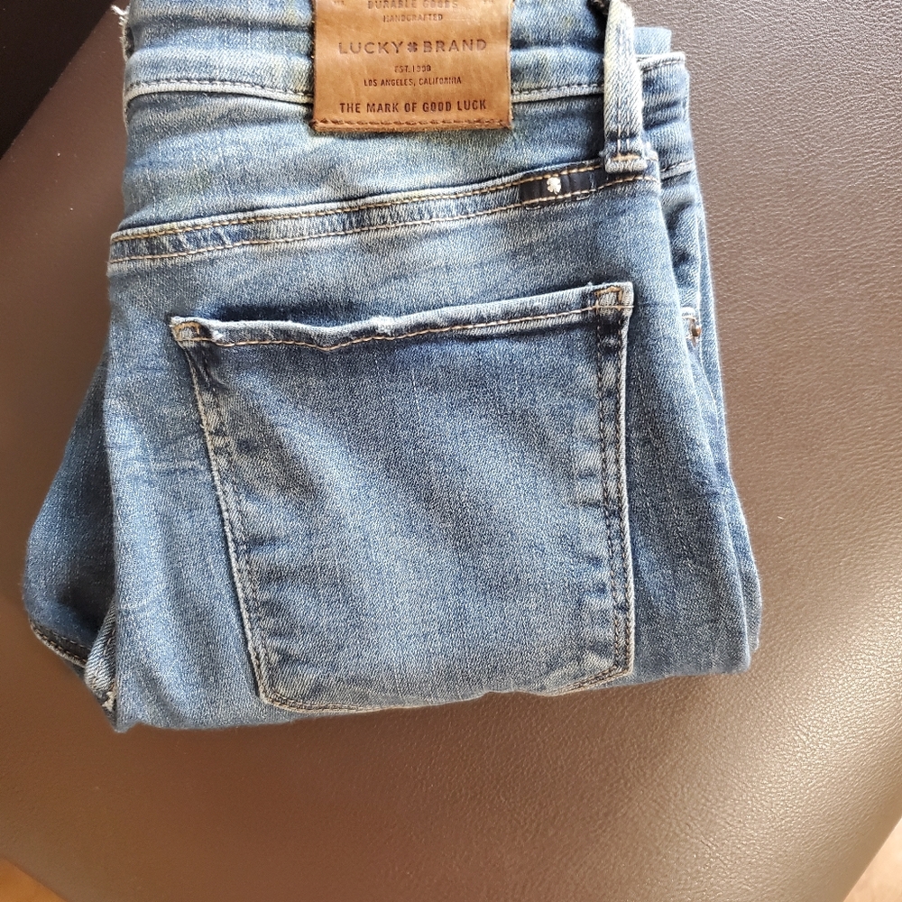 Lucky brand skinny jeans